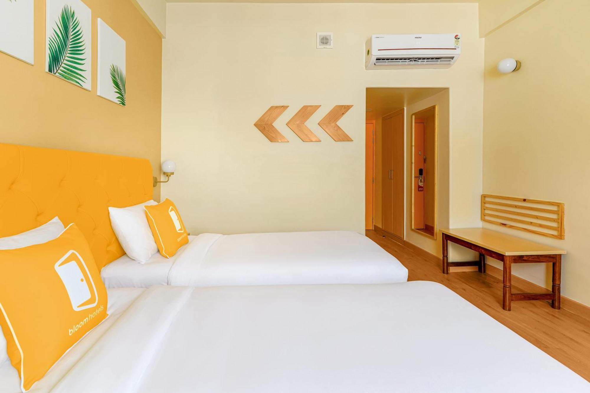 Bloom Hotel Katra Exterior photo